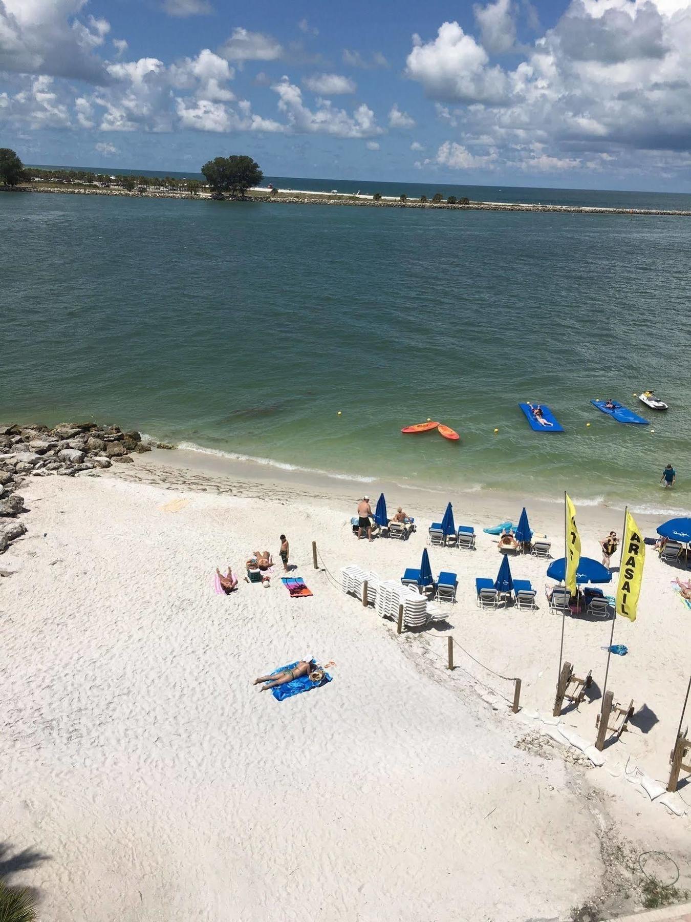 Gulfview Hotel - On The Beach เคลียร์วอเตอร์บีช ภายนอก รูปภาพ